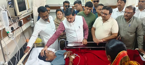 cm mohan yadav indore 8 officers suspends